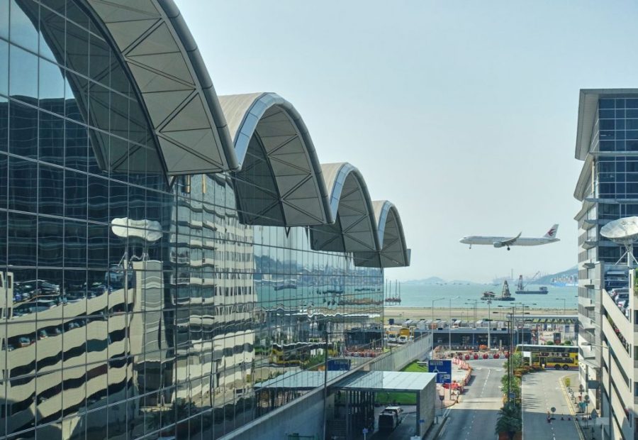 Plans to pick up Macao residents from Hong Kong airport