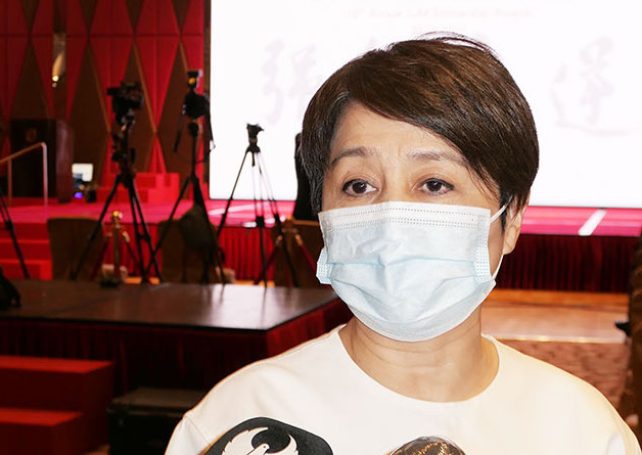 Angela Leong says postponing gaming concession bidding up to government
