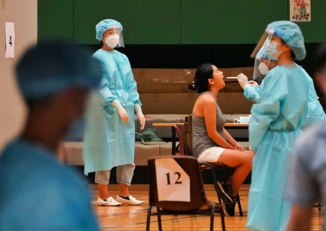 10,000 Hongkongers tested within two hours of Covid-19 screening launch