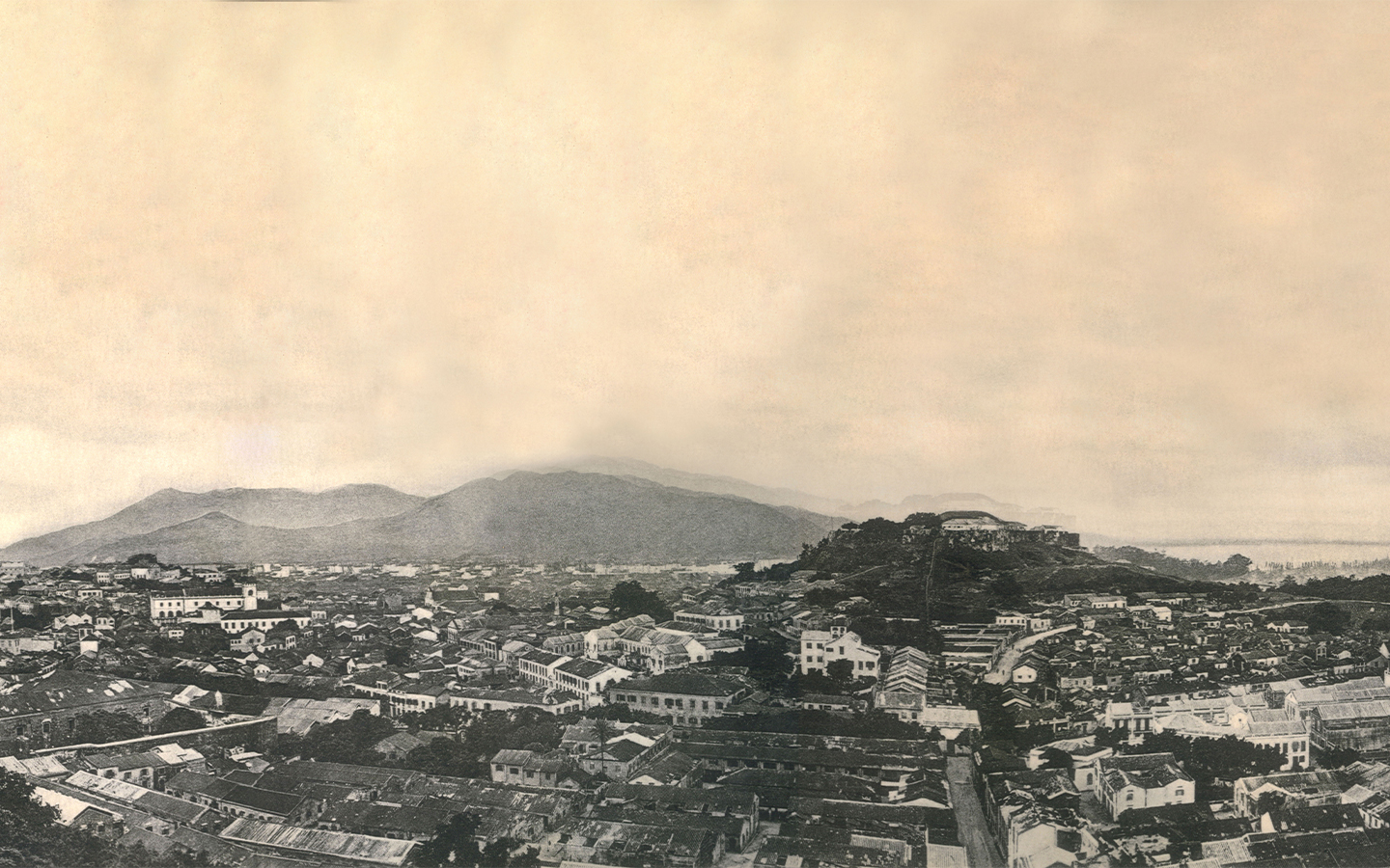 Macao panoramic view with Macao Fort in the centre (before 1910) - Photo courtesy of Cultural Affairs Bureau of Macao