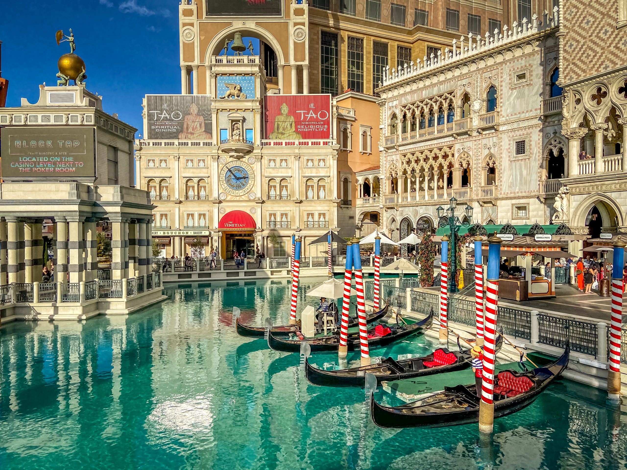 Las Vegas Sands closes sale of Venetian to Apollo, Casinos & Gaming