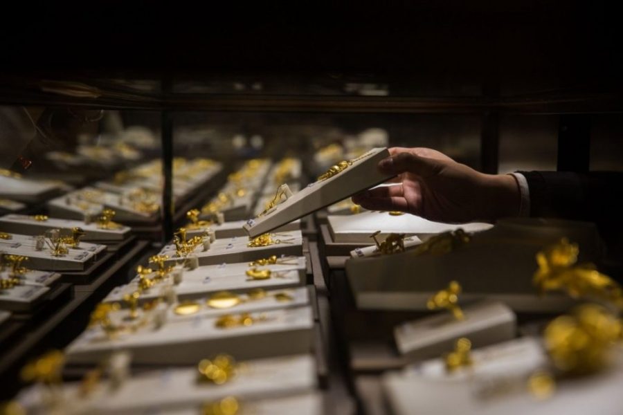 Gold jewellery imports rise 640 per cent in February