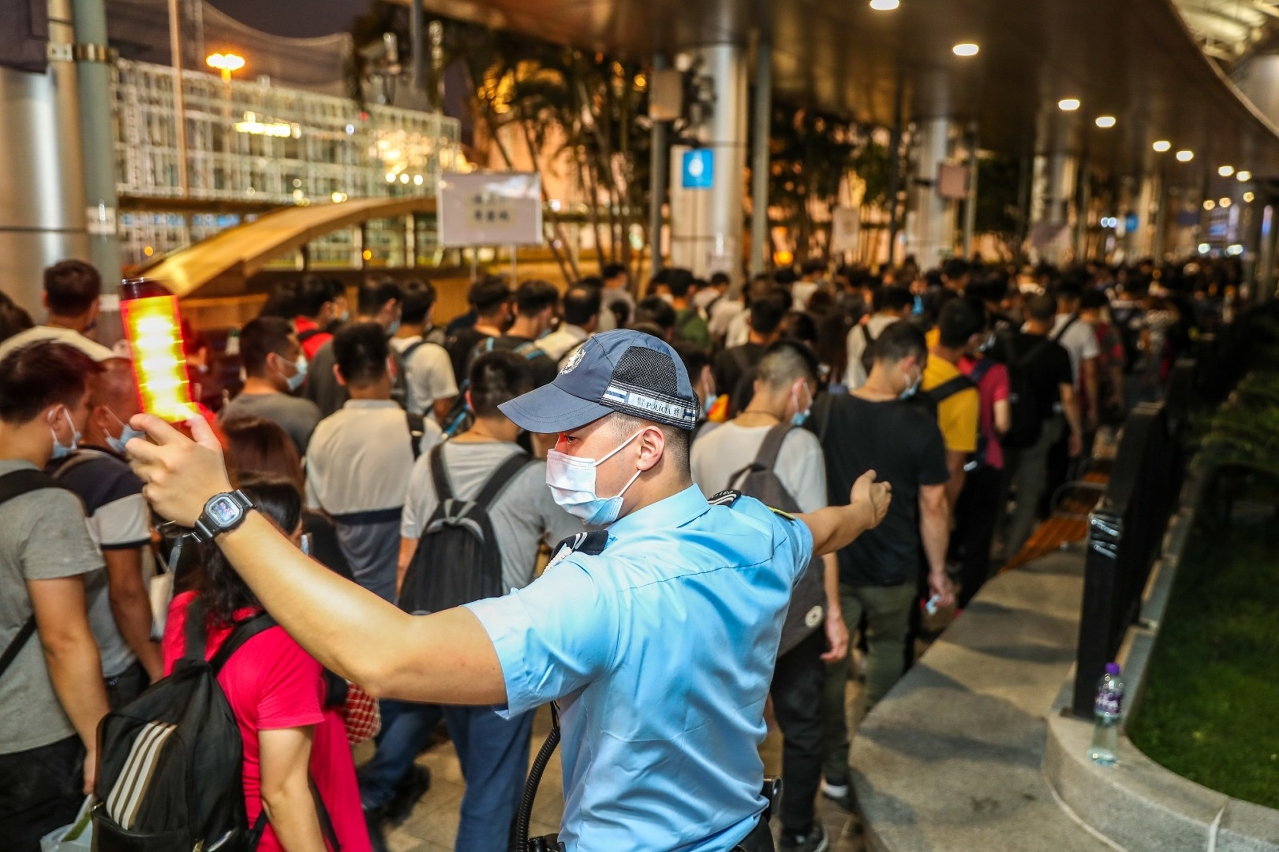 Hordes of Golden Week visitors spell good times ahead