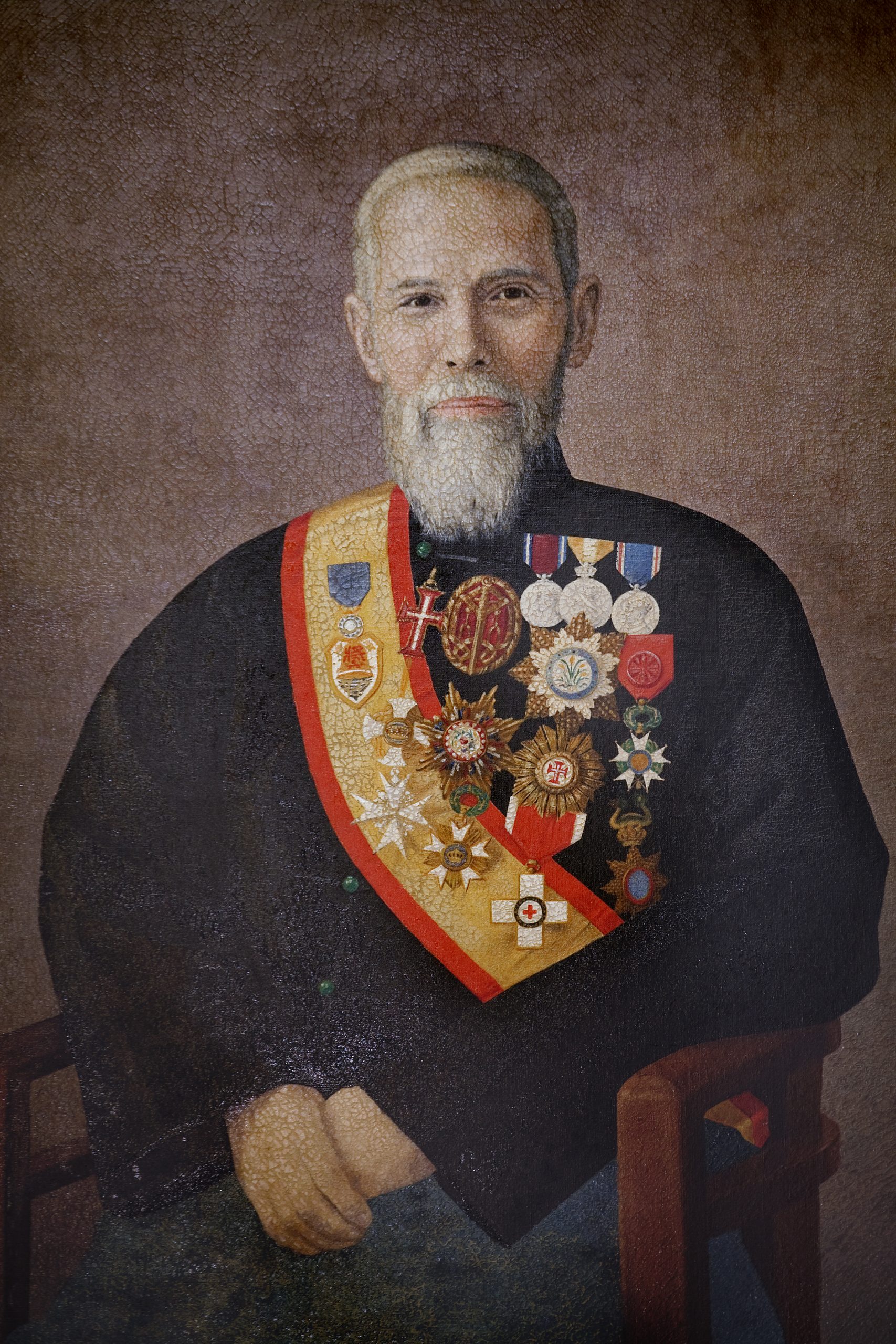 Sir Robert Ho Tung