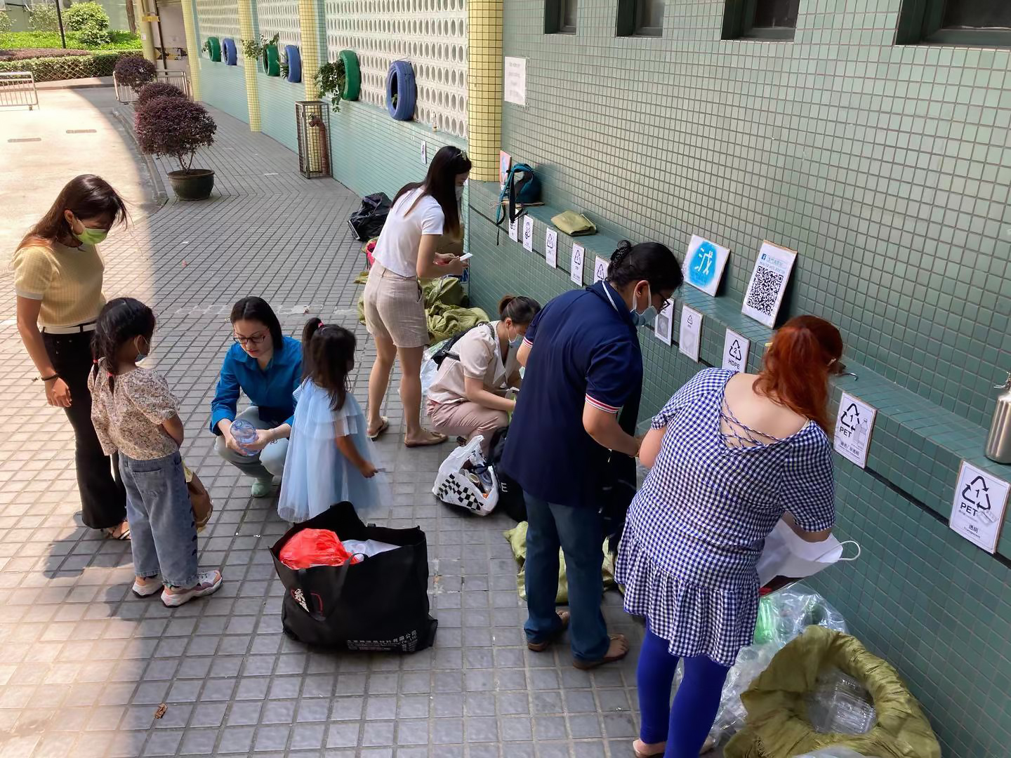 Macau for Waste Reduction - Leong says some parents bring their children to recycling events so they can learn how to recycle properly at an early age