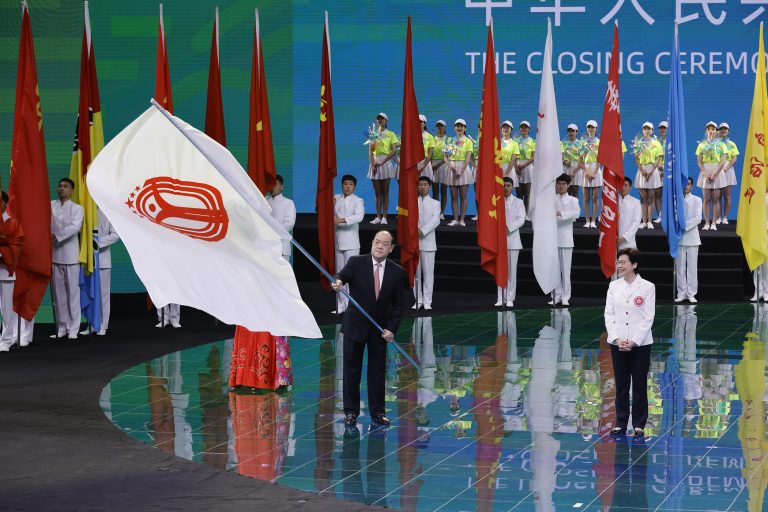 Ho Iat Seng at 14th National Games closing ceremony