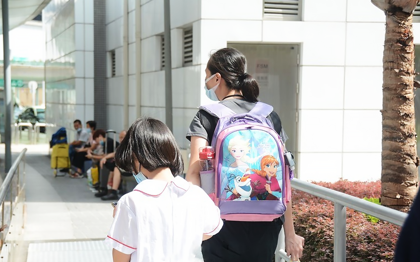 Education bureau assists cross-border students following Health Bureau warning