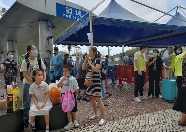 Cross-border students stuck in Macao can now quarantine at home in Zhuhai