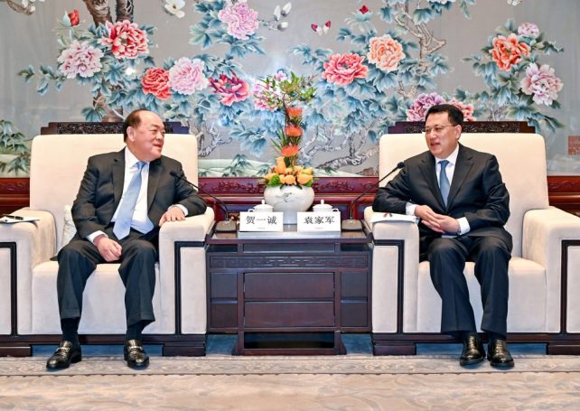Chief Executive Ho Iat Seng foresees stronger Macao-Zhejiang ties