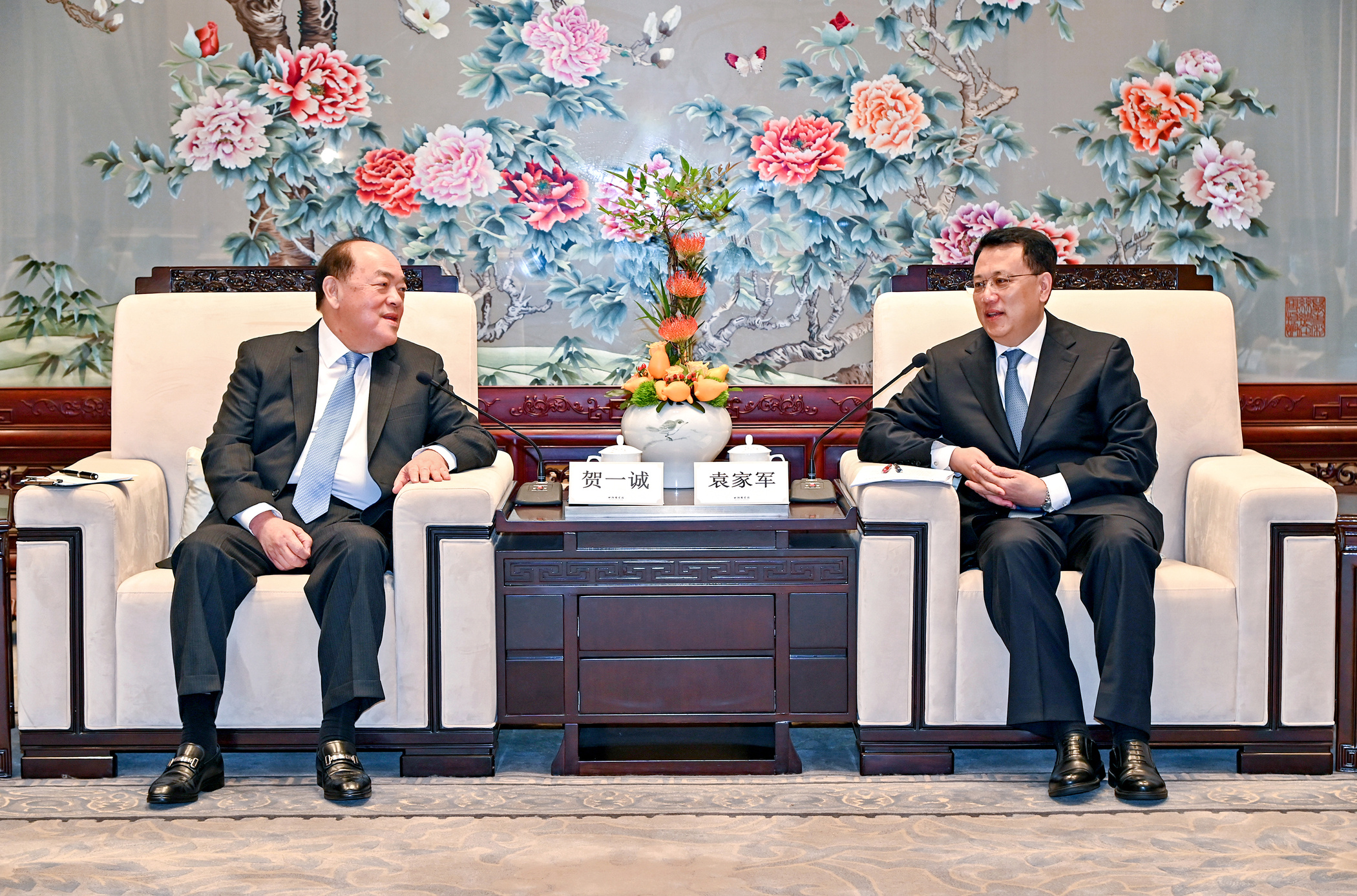 Chief Executive Ho Iat Seng foresees stronger Macao-Zhejiang ties