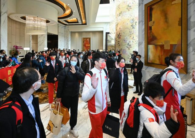 Mainland Olympians head back home after three-day Macao visit