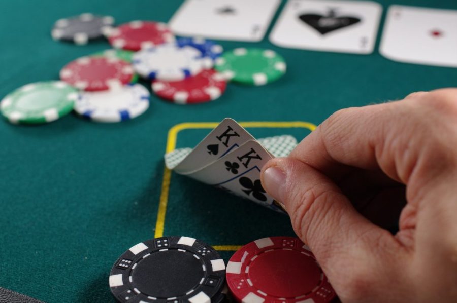 Problem gamblers disrupt family life in Macao, survey finds