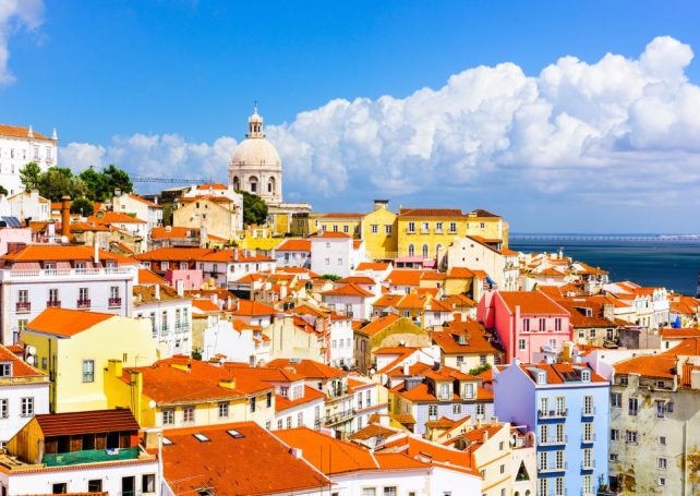 Chinese nationals still lead quest for Golden Visas in Portugal