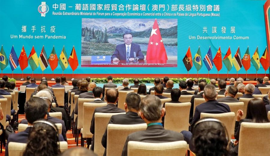 Chinese Premier calls for strong links with Portuguese speaking-countries