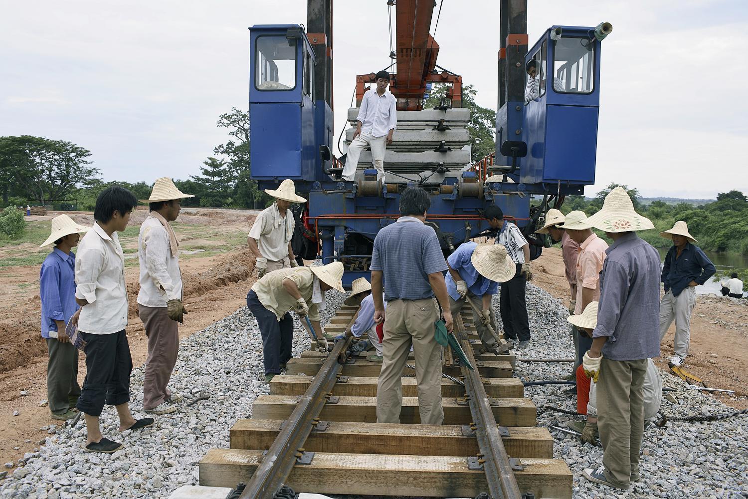 Chinese quit Angola as economic relations shift between Beijing and Luanda