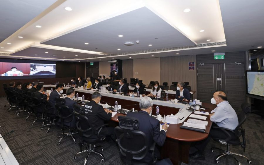 Chief Executive Ho Iat Seng reaffirms ‘zero-Covid’ policy during Macao-Zhuhai meeting