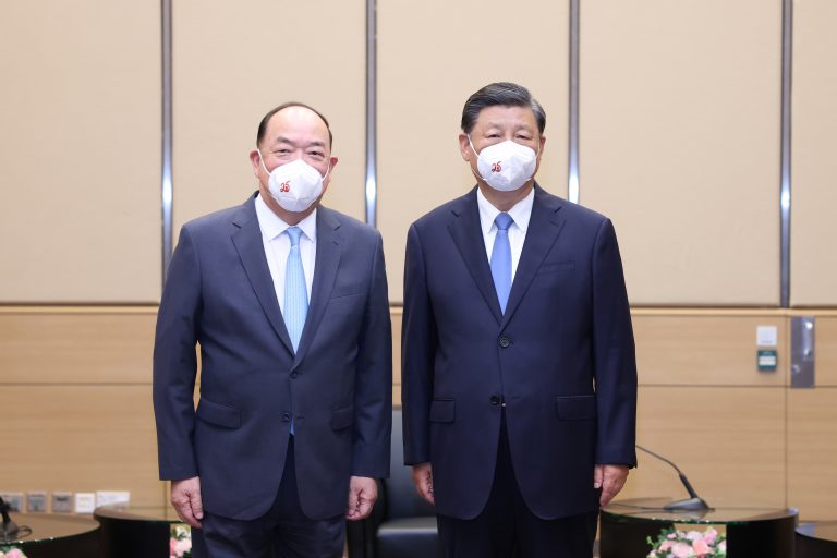 Xi Jinping and Ho Iat Seng