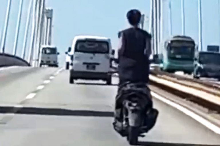 Woman reckless riding Macau