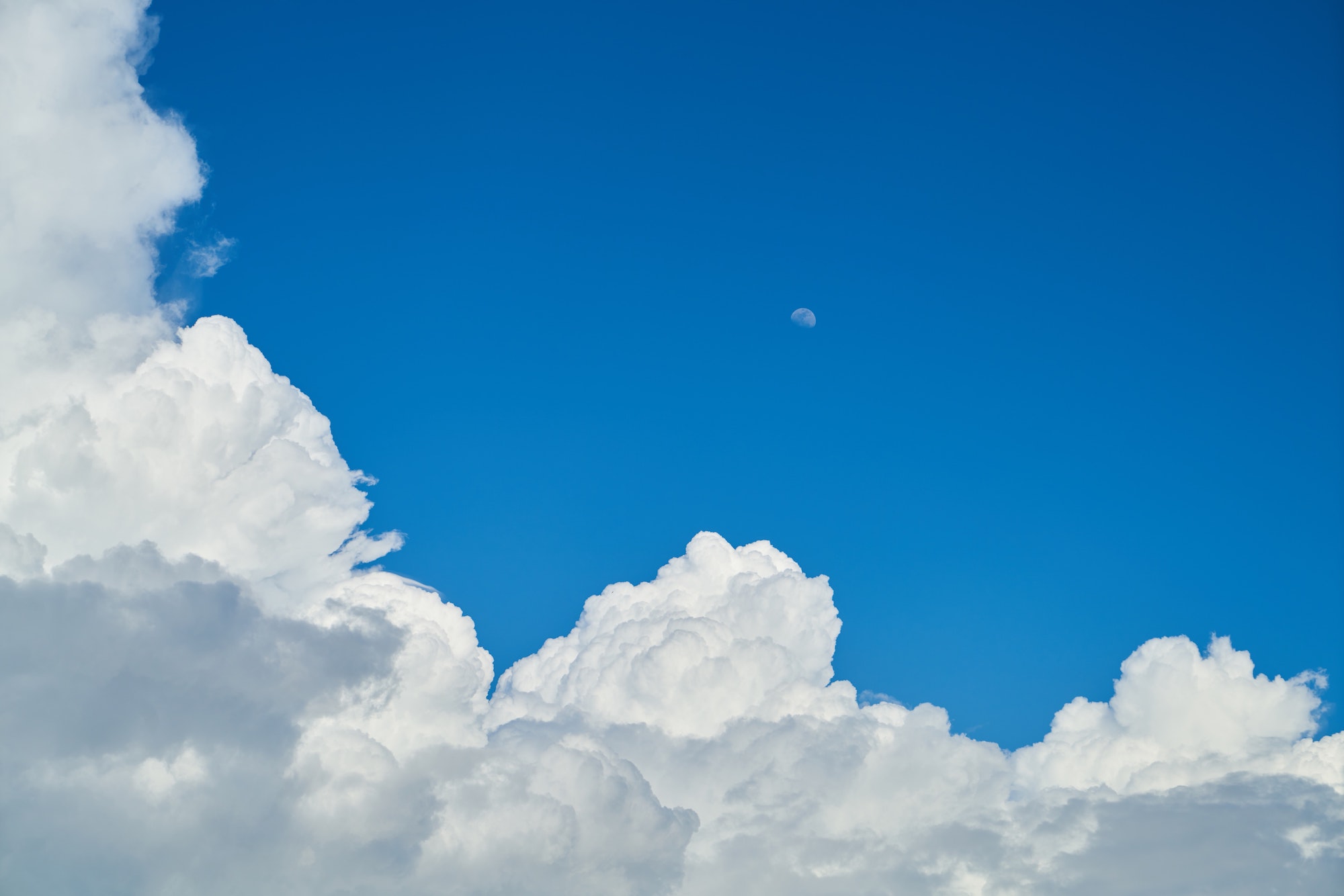 Sunny weather and clear skies forecast for Mid-Autumn Festival