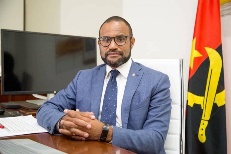 Angola Minister