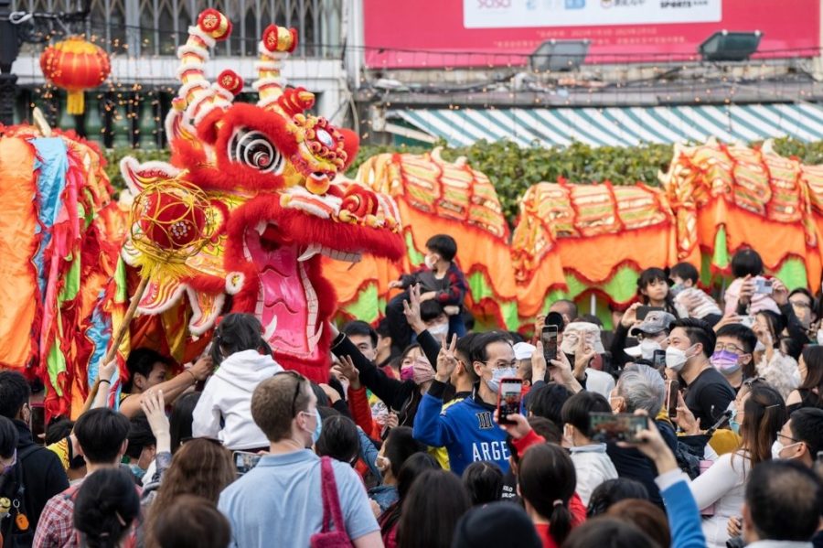 Almost quarter-million visitors flood Macao at Chinese New Year