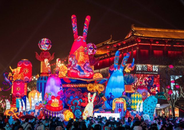 Glowing rabbit lanterns by Macao artist Carlos Marreiros illuminate Xi’an Lantern Festival this month