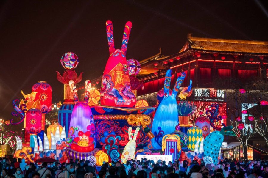 Glowing rabbit lanterns by Macao artist Carlos Marreiros illuminate Xi’an Lantern Festival this month