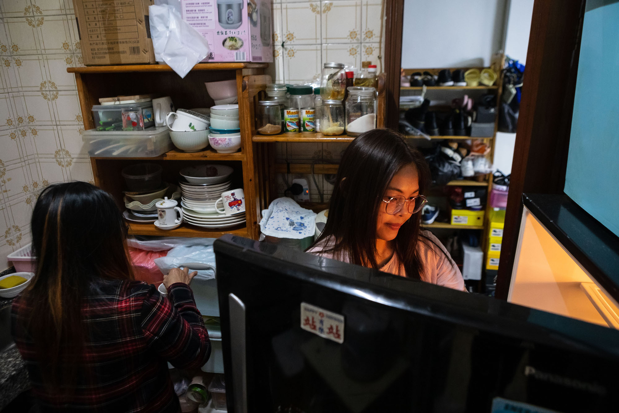 IMWU Macau shelter boarding migrant workers 