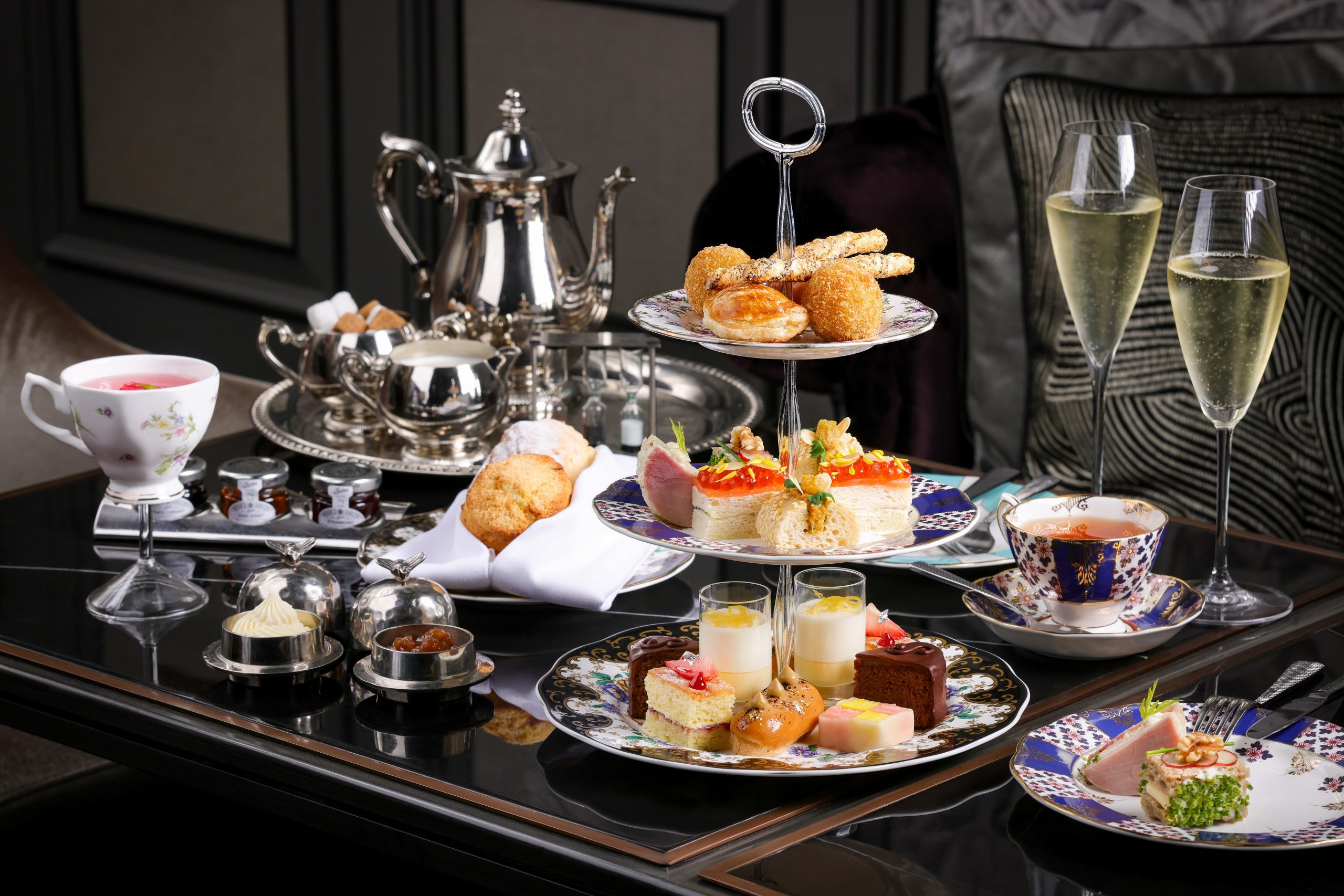 Jazzy afternoon tea at The St Regis Bar