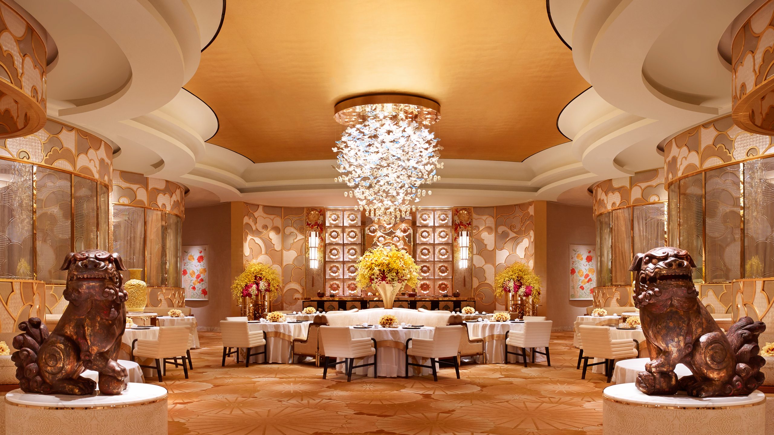 Sichuan Moon Wynn Palace restaurant interiors