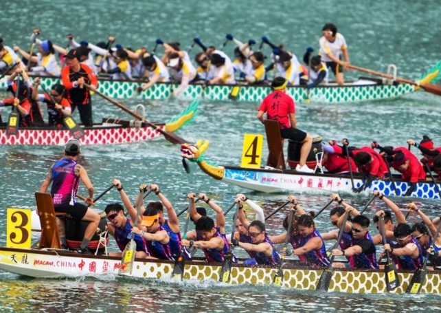 Wet weather fails to dampen spirits at the dragon boat races