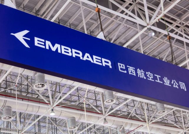 Embraer and Lanzhou Aviation sign a jet conversion agreement