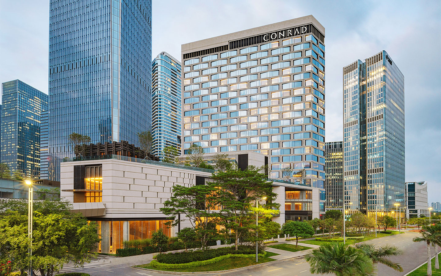 Hilton unveils its first luxury hotel in Shenzhen