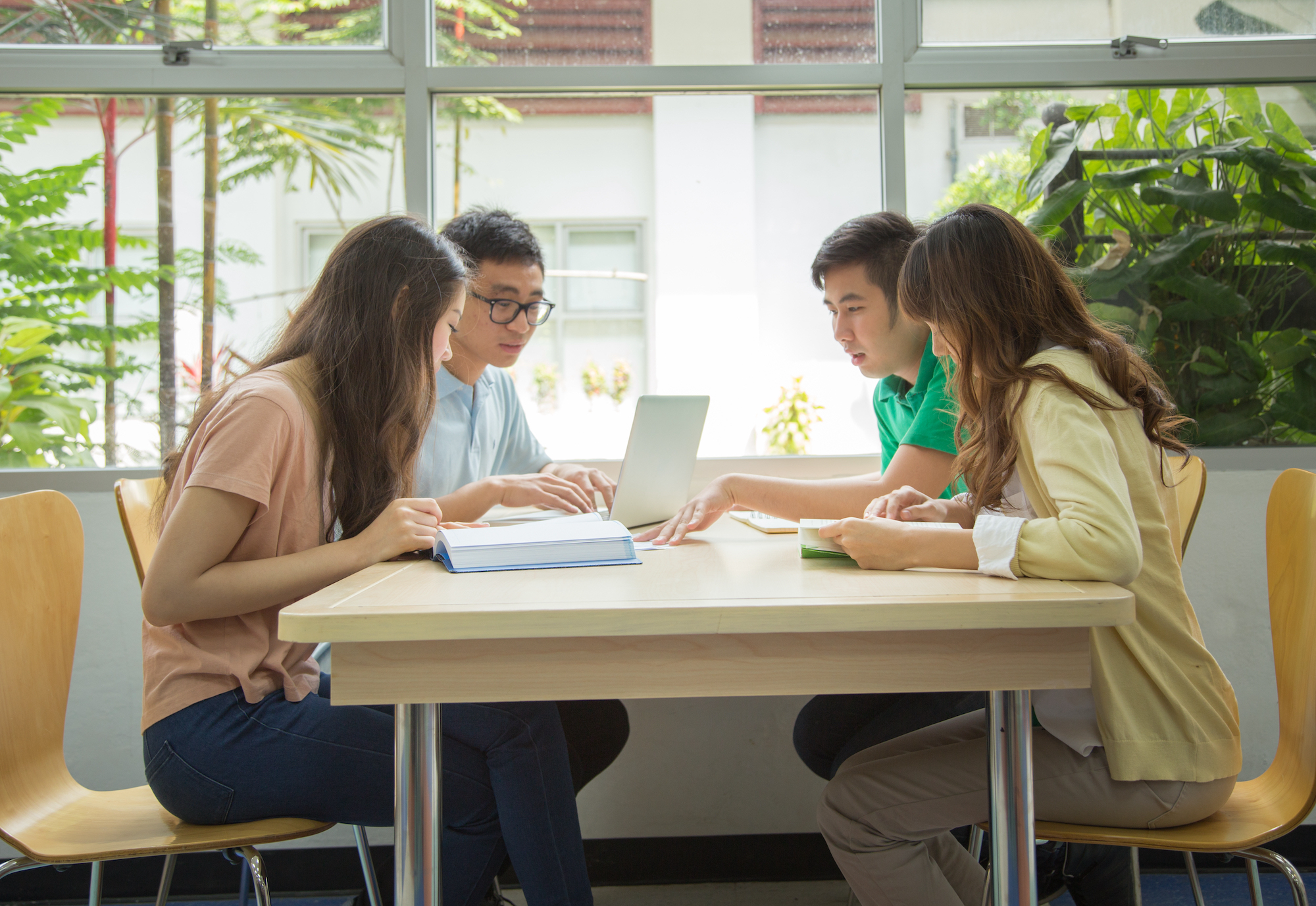 Macao university students shy away from Hengqin