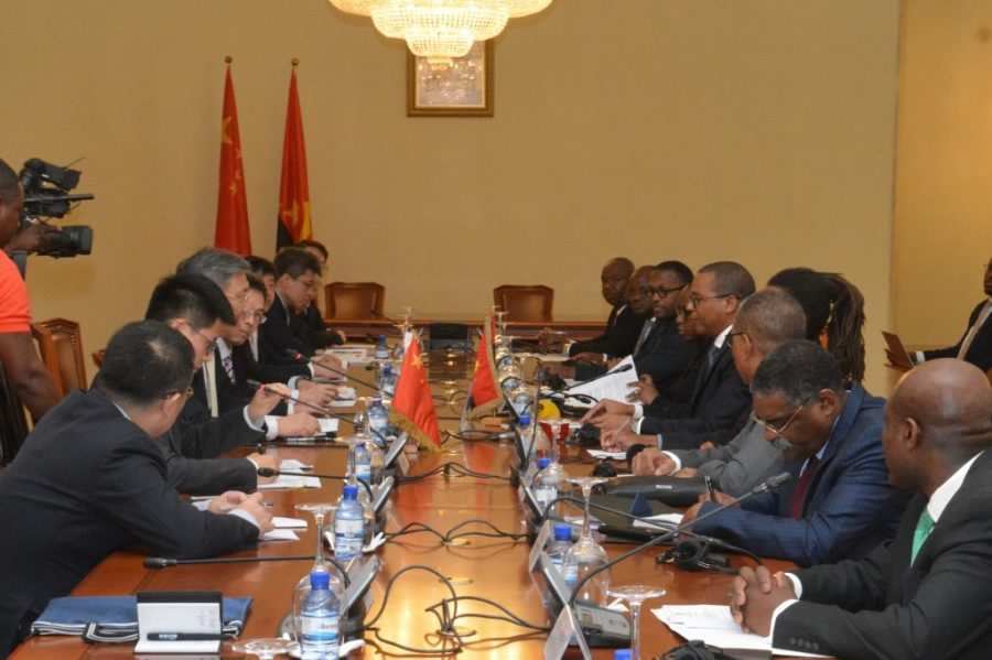 Angola pushes for closer business ties with China