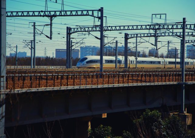 The feasibility of connecting Macao to the high-speed rail network is being studied