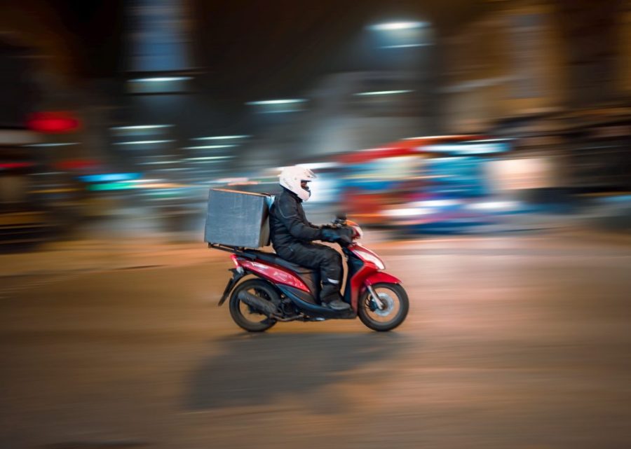 Better work conditions for food delivery riders could reduce accidents, survey implies
