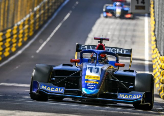 Luke Browning will lead the pack in the Macau Formula 3 Grand Prix race