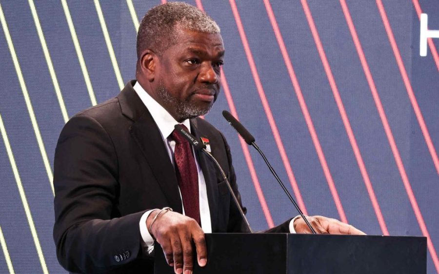 Angola’s latest oil and gas tenders net 53 bids