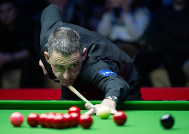 The world’s no. 1 snooker player gets thrashed in Macao