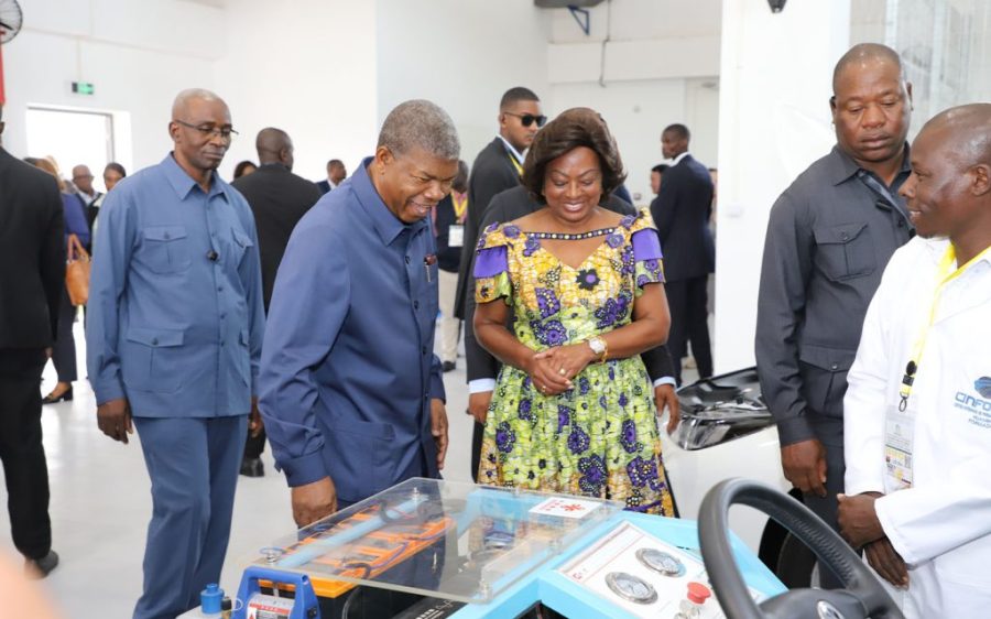 Angola inaugurates a new China-donated technology training centre