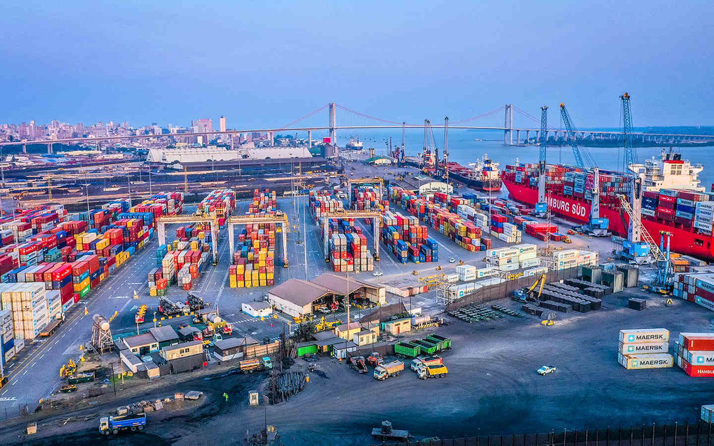Mozambique signs a new expansion deal for its largest port