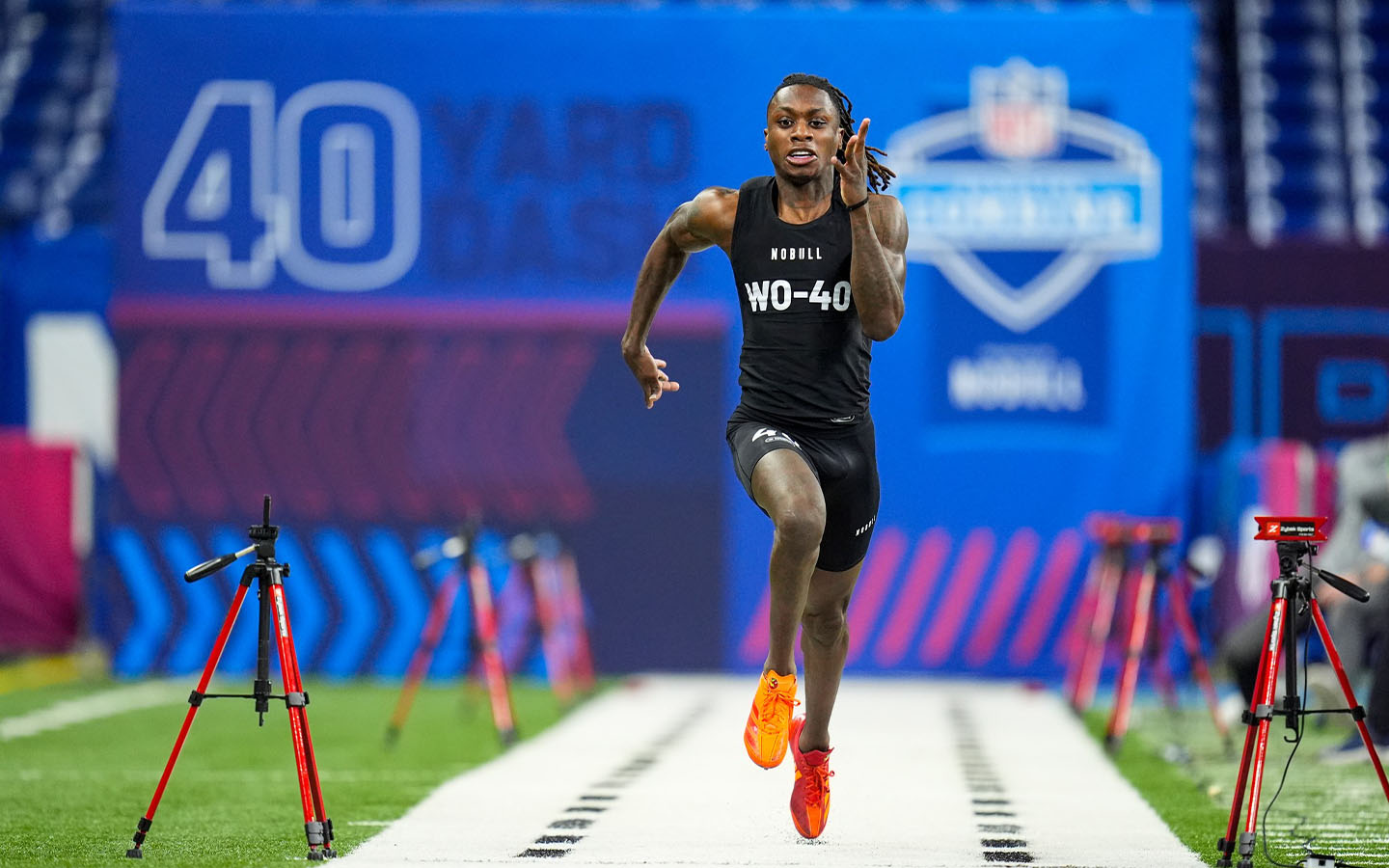 Who is Xavier Worthy, the college football player compared to Usain Bolt?
