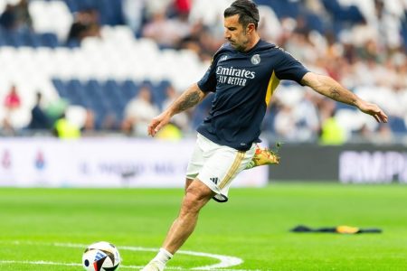 Luís Figo will play in Macao next month
