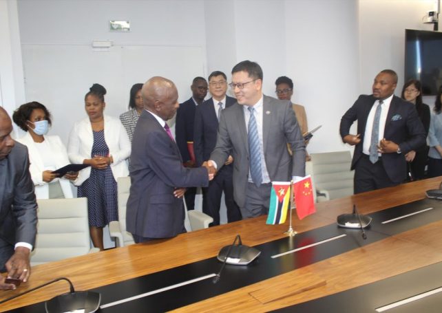 CNOOC signs oil and gas concession deals in Mozambique