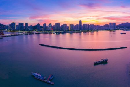 Macao residents prefer eating out in Zhuhai, study finds