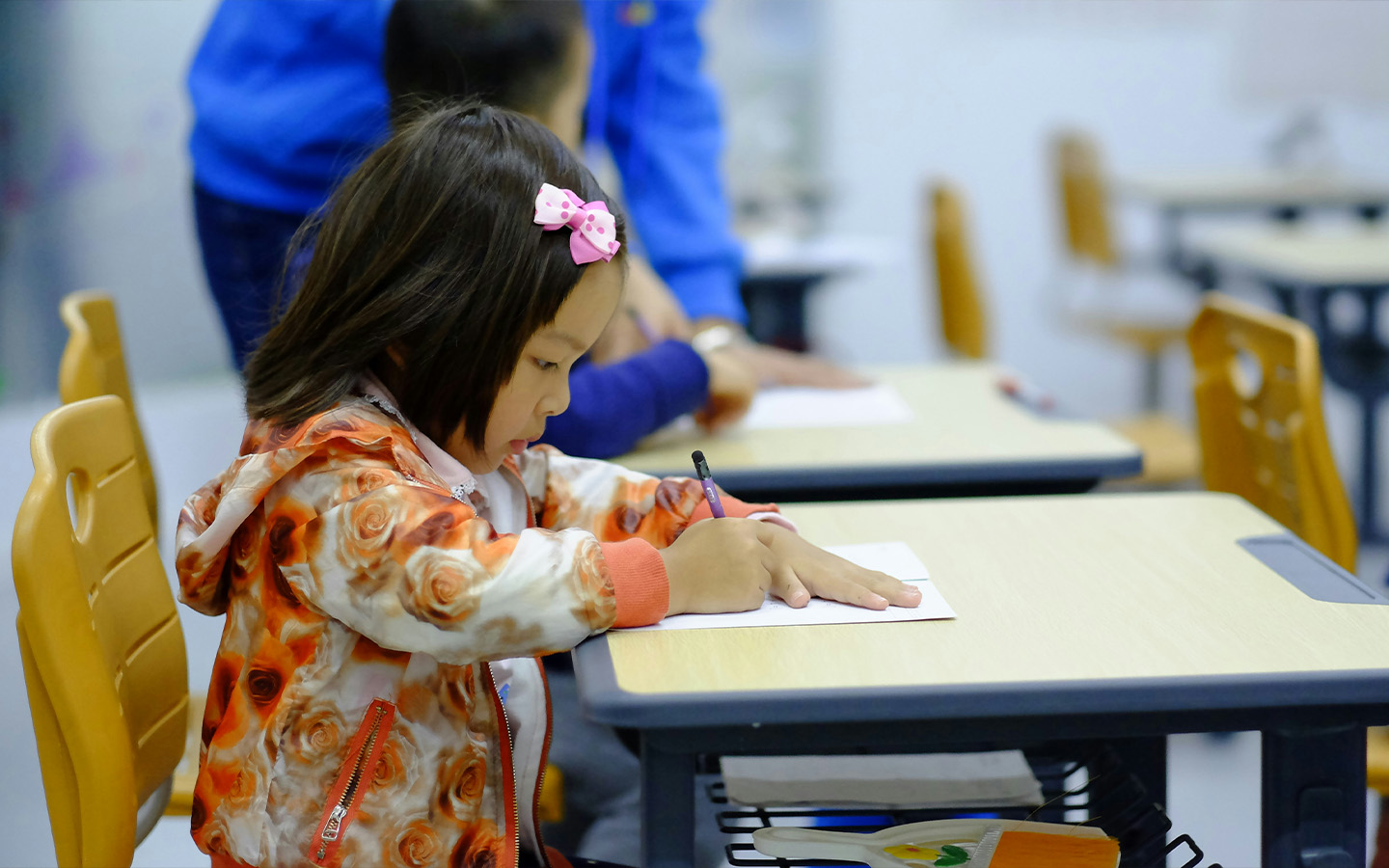 Parents clash with educators over simplified versus traditional Chinese characters