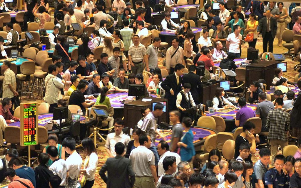 The Venetian Macao's casinos in 2012 attracted (and still do) large crowds of visitors around the clock