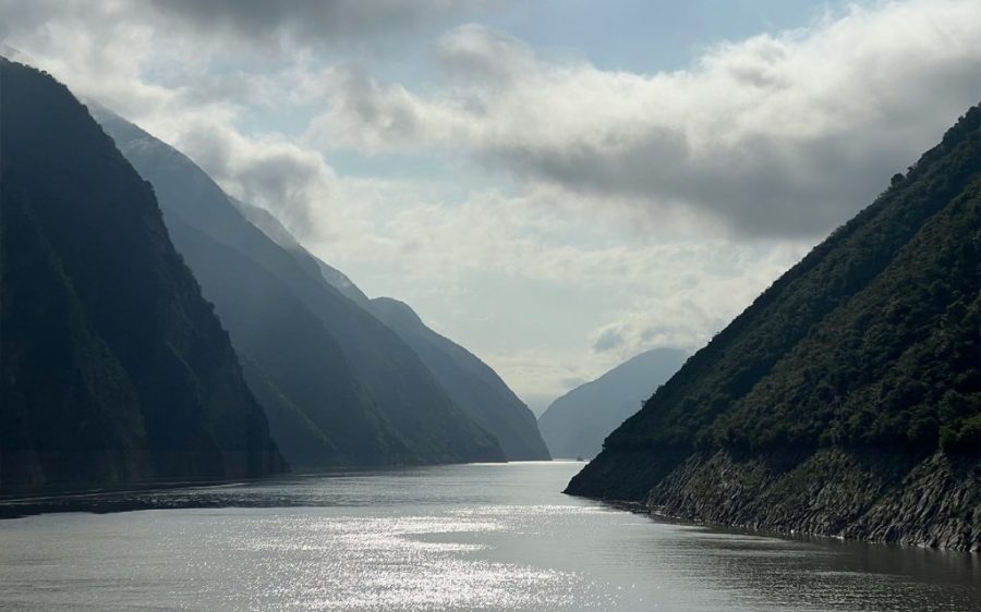 China’s longest river shows signs of ecological improvement