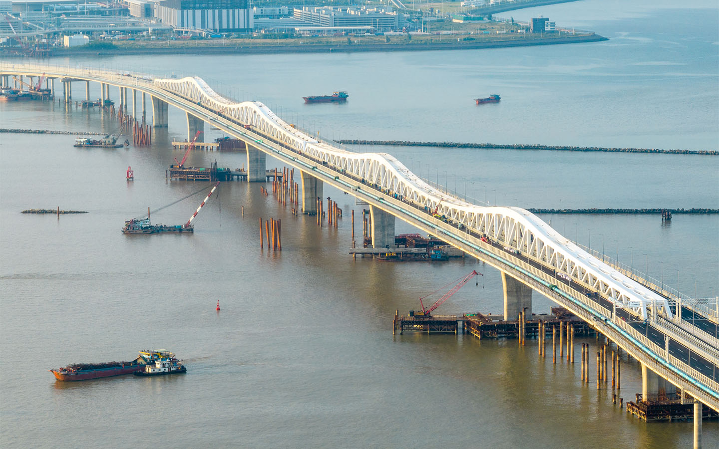 Officials add 7,000 extra slots to the Macau Bridge walk 